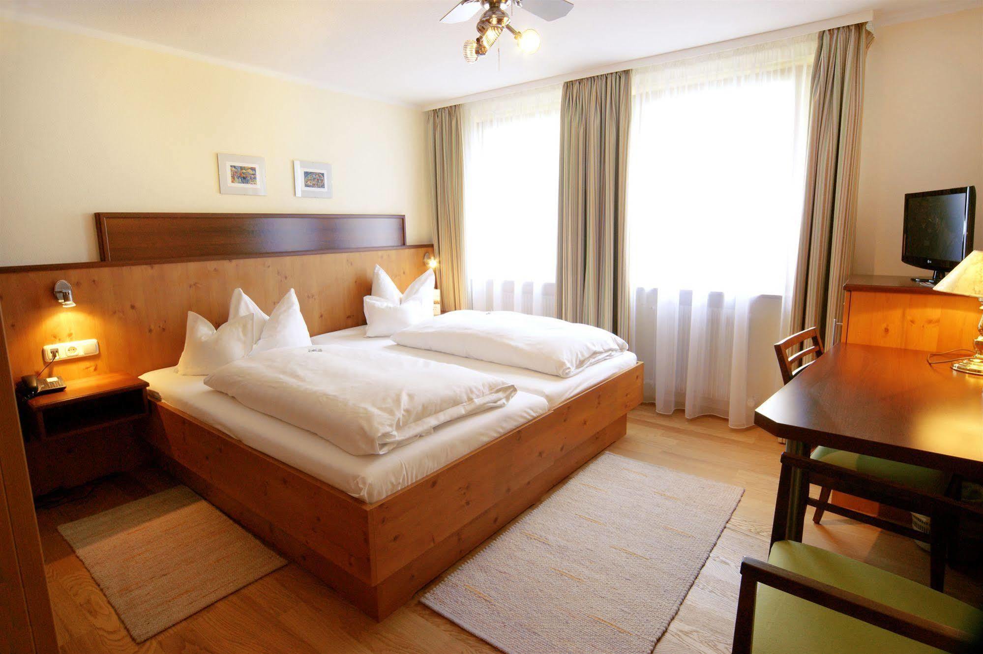Hotel Brunner Амберг Экстерьер фото