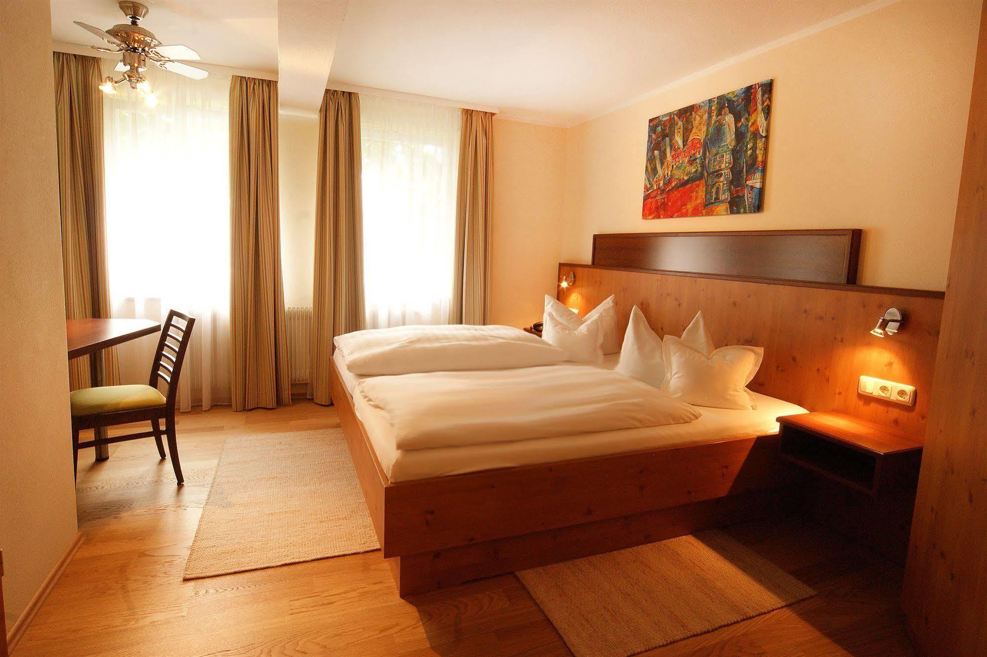 Hotel Brunner Амберг Экстерьер фото