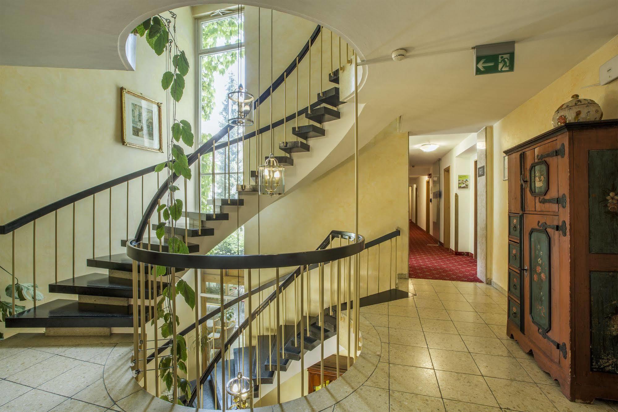 Hotel Brunner Амберг Экстерьер фото